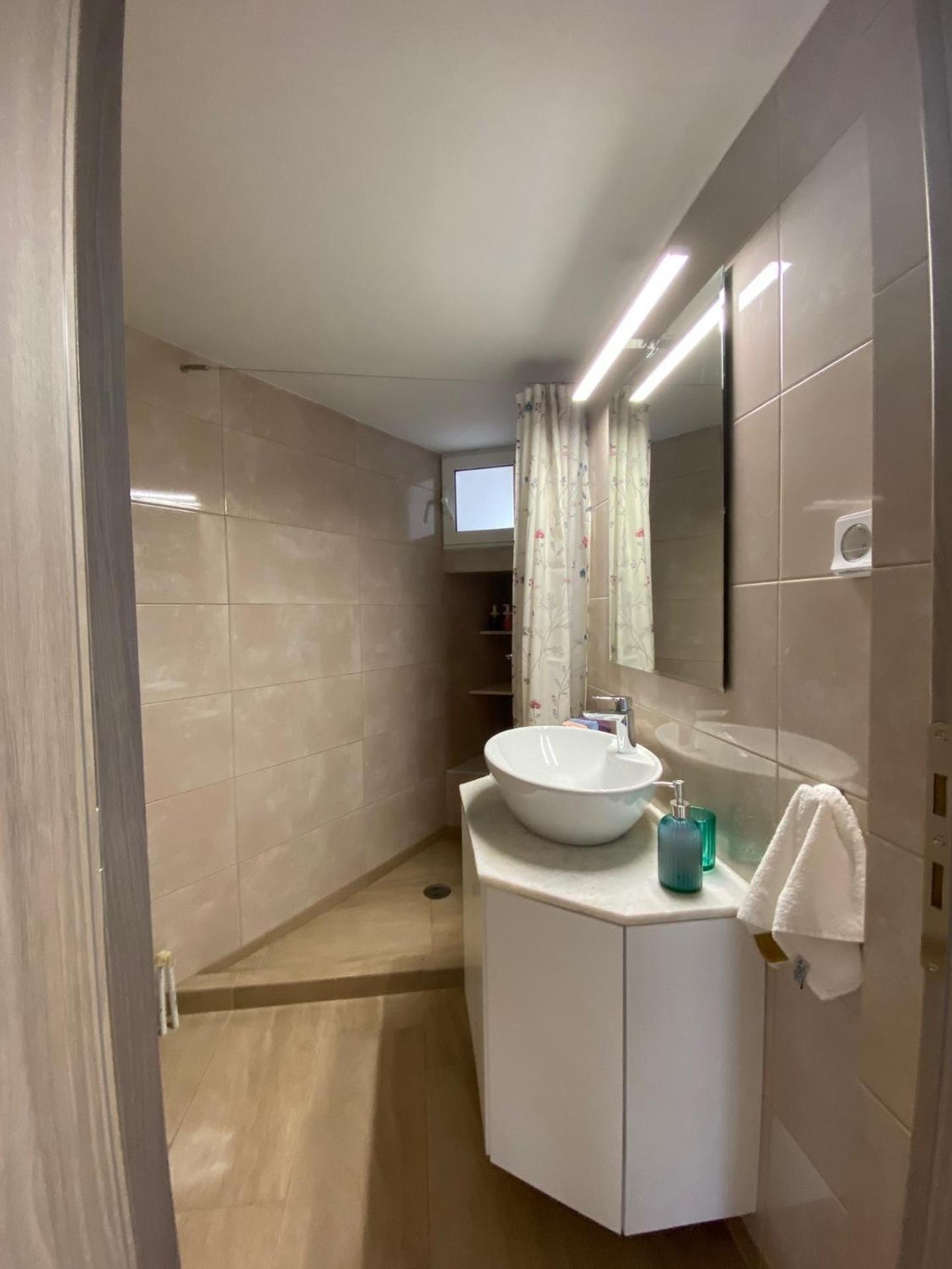 Azure House Apartment Athens Ngoại thất bức ảnh